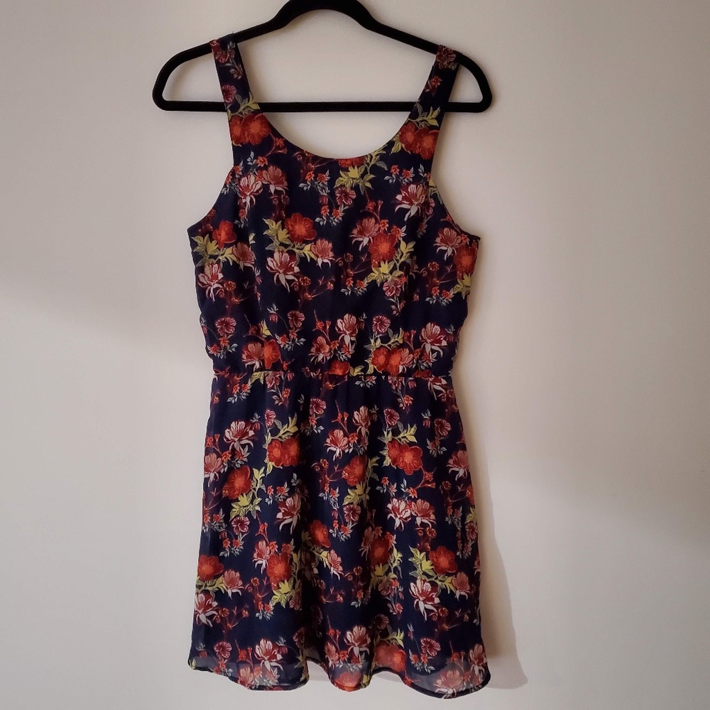 3for$25 NWT Divided floral flower dress stretchy lined h&m navy red grey blue